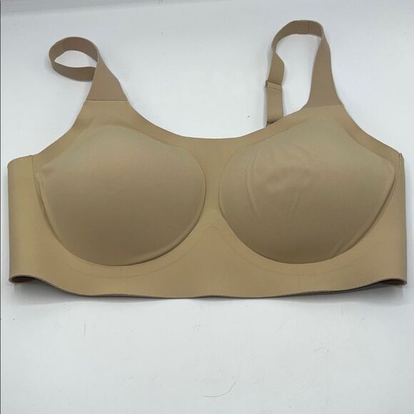 EVELYN & BOBBIE Sand Color Structured Scoop Bra-S - Picture 2 of 5